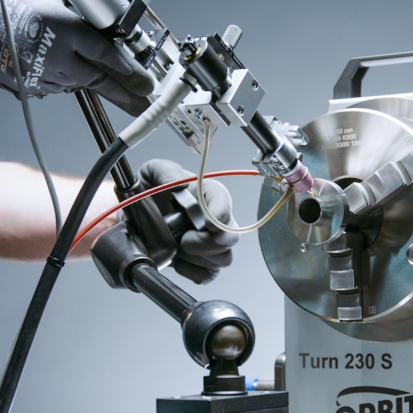 Система поворота и фиксации